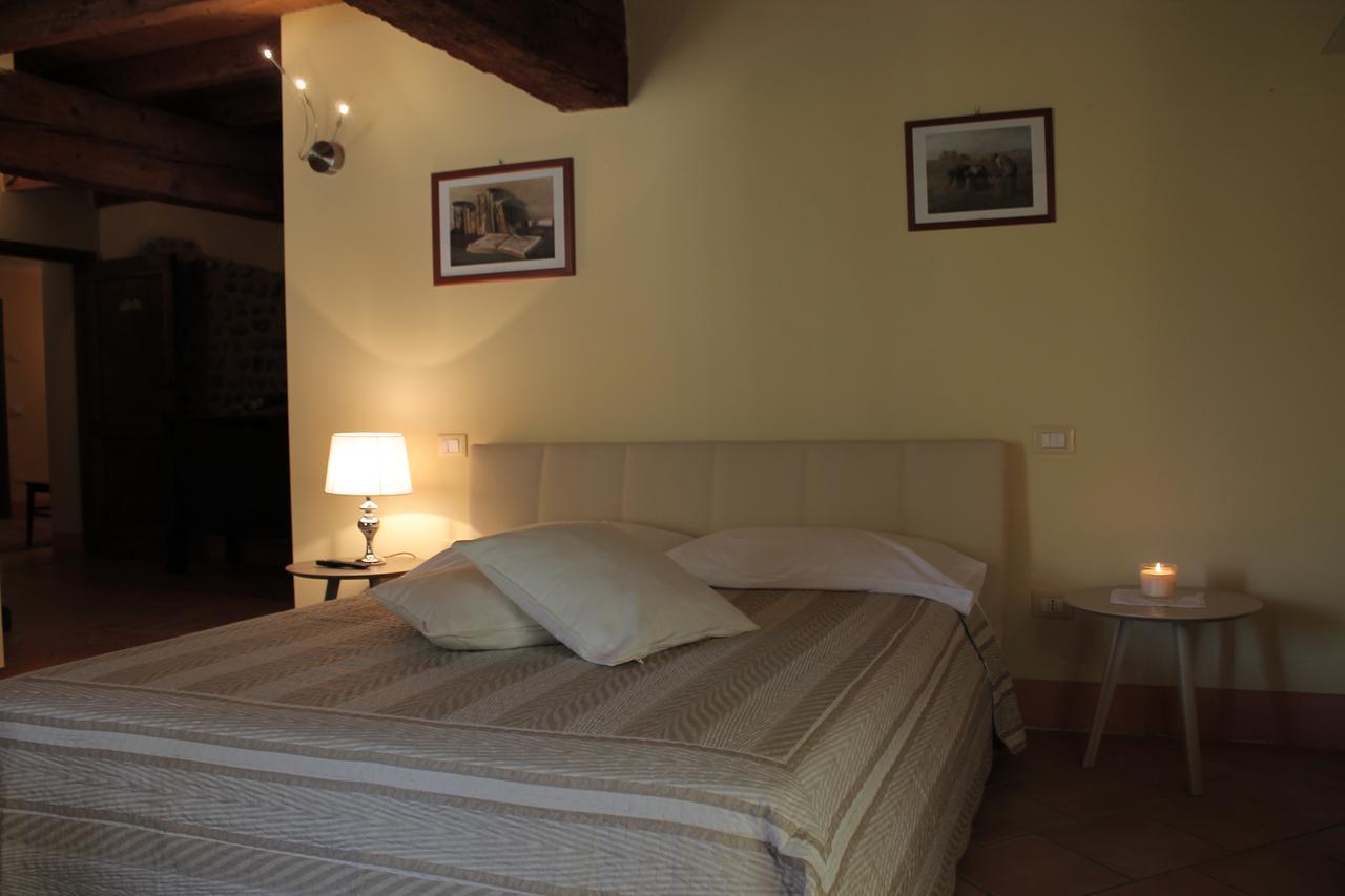 Agriturismo Villa Dei Mulini 볼타 만토바나 외부 사진