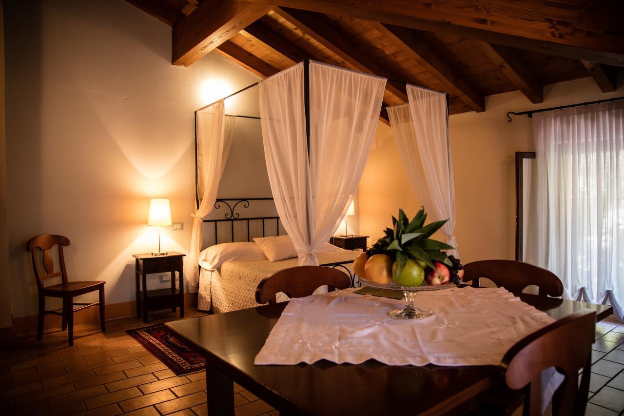 Agriturismo Villa Dei Mulini 볼타 만토바나 외부 사진