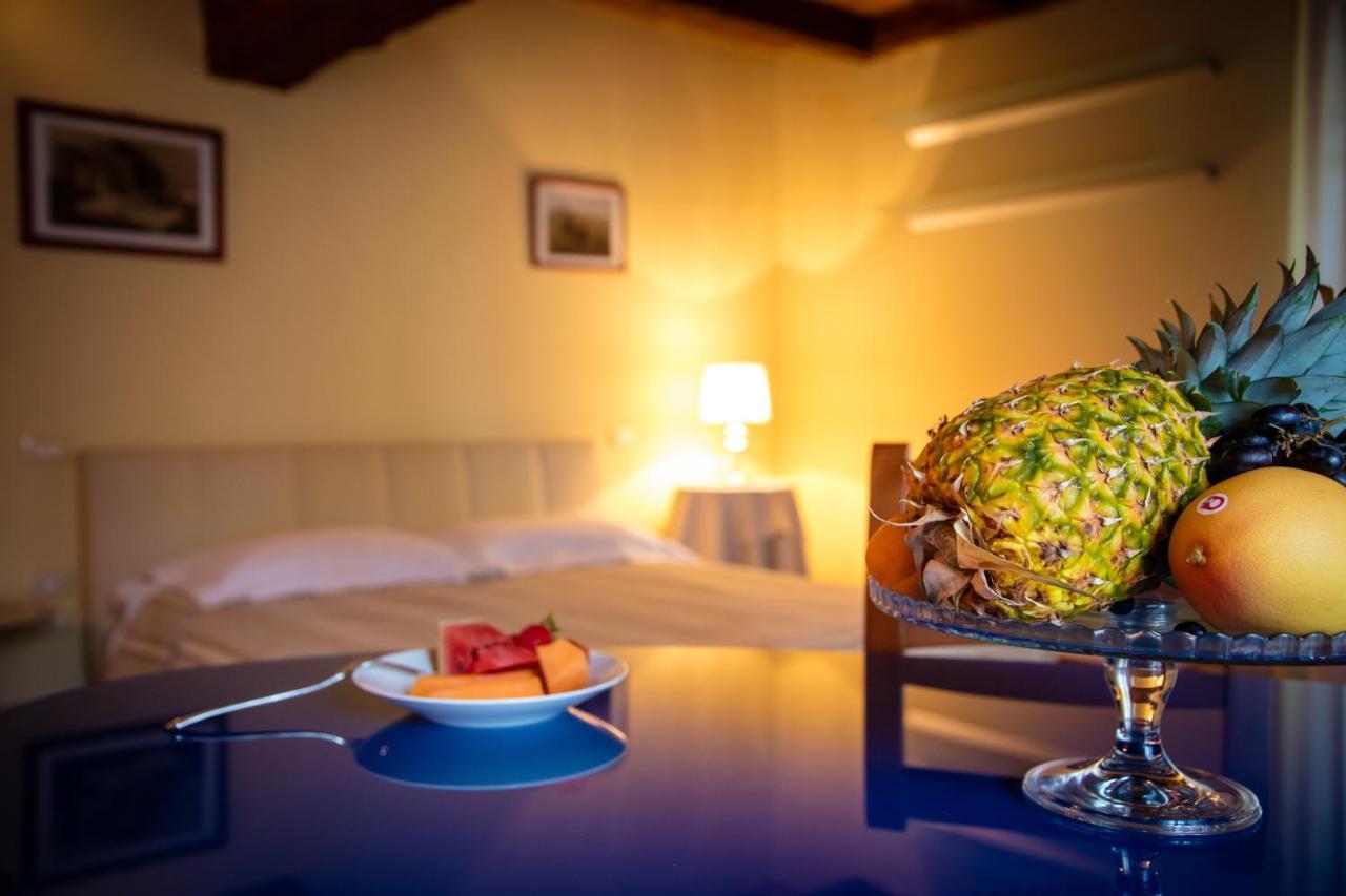 Agriturismo Villa Dei Mulini 볼타 만토바나 외부 사진